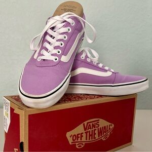 Vans Brand “Ward” Skater Style Sneaker - Womens Size 8